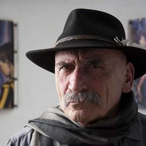 Oynadığı karakterlerle hafızalarda yer alan usta oyuncu, Tuncel Kurtiz'in ölüm yıl dönümü