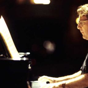 Dünyaca ünlü piyanist Hüseyin Sermet İstanbul'da konser verecek