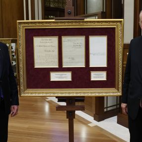 Cumhurbaşkanı Erdoğan'dan Küba Devlet Başkanı'na tarihi hediye