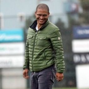 Alex de Souza antrenör oldu
