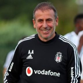 Beşiktaş'ın sol bek adayları