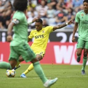 Fenerbahçe Real Madrid'e de yenildi