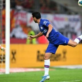 Pedro'nun şık topuk golü