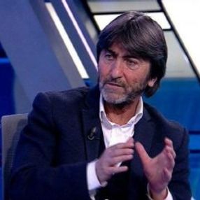 Rıdvan Dilmen'den Kolarov ve Vedat yorumu
