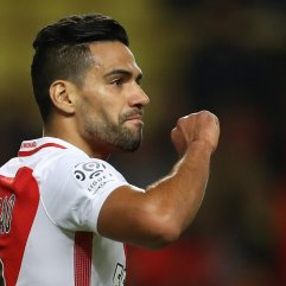 Falcao G.Saraylı taraftarların tribün şovunu beğendi