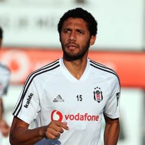 Elneny, 3 maç ceza aldı