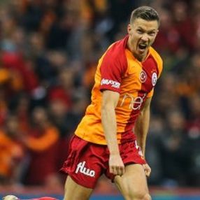 Galatasaray'da Linnes ocakta dönüyor
