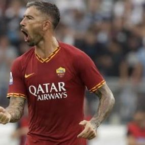 Fenerbahçe Kolarov'un peşini bırakmıyor