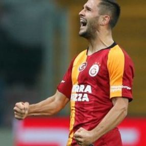 Andone, Real Madrid maçında forma bekliyor
