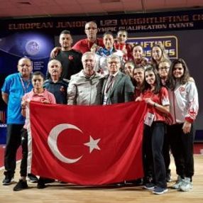 Genç halterci Gamze Karakol Avrupa şampiyonu