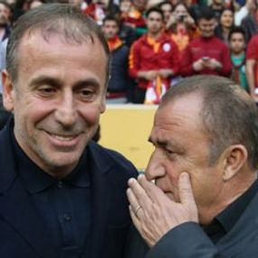 Derbi öncesi hocaların motivasyon konuşmaları