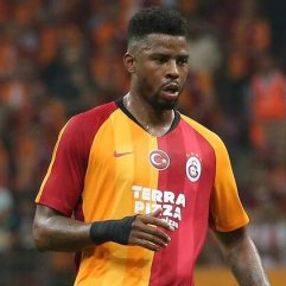 Ryan Donk derbide yok