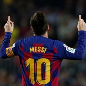 Messi'nin 50. frikik golü