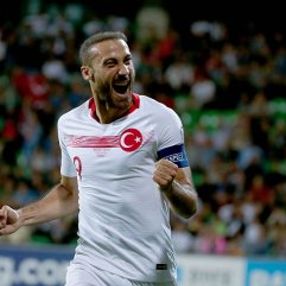 Cenk Tosun: Şenol Hoca'nın bendeki yeri ayrı