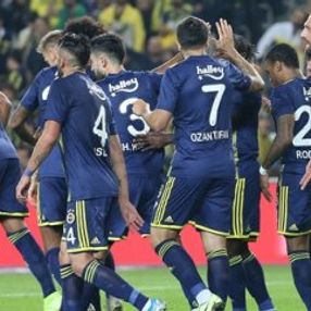 F.Bahçe, 4 futbolcunun daha sözleşmesini uzatacak