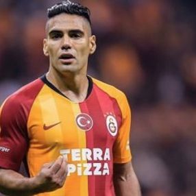 Galatasaray'da forvet sıkıntısı