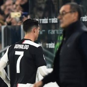 Oyundan çıkan Ronaldo, Sarri'ye tepki gösterdi