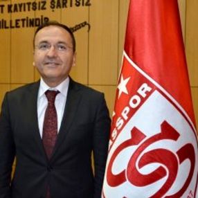 Sivasspor, Emre ve Mert'le görüşecek