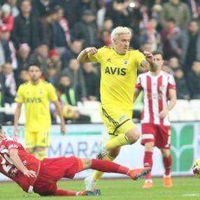 Kruse derbide forma bekliyor