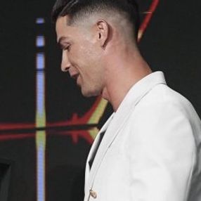 Ronaldo'nun yeni saç stili