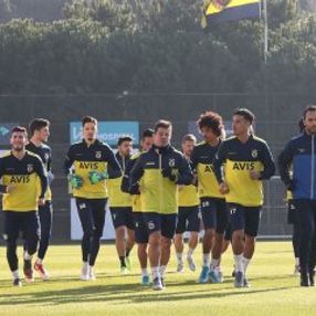 Fenerbahçe'nin devre arası kamp kadrosu