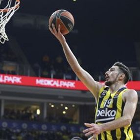 Fenerbahçe Avrupa Ligi'nde 3'te 3 yaptı