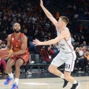 Galatasaray Avrupa Kupası'nda Rytas'a yenildi
