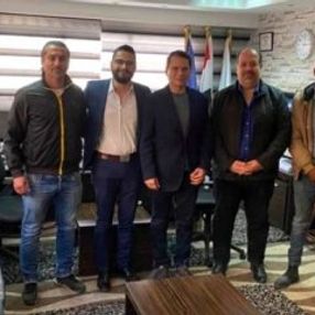 75 yaşında transfer oldu