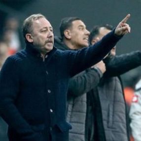 Sergen Yalçın, Beşiktaş'ın başına geçti