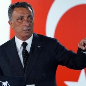 Ahmet Nur Çebi: Ağlamamak için kendimi zor tutuyorum