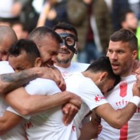 Lukas Podolski'den Galatasaray açıklaması