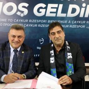 Ünal Karaman imzayı attı