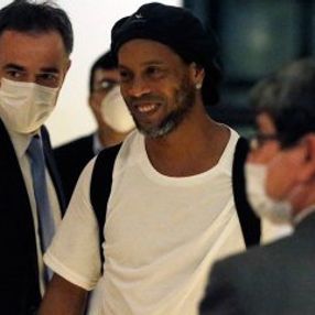 Ronaldinho'nun kral dairesindeki ev hapsi