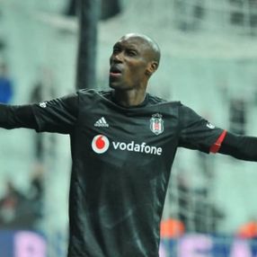 Beşiktaş yönetiminin teklifi Atiba'yı şaşırttı
