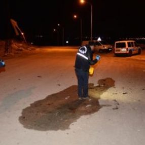 Adana'da üniversiteli genç kendini yaktı