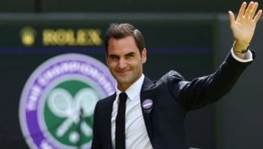 Roger Federer, son kez korta çıkıyor