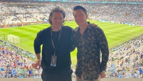 Mesut Özil'den Benzema göndermesi