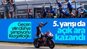 Toprak Razgatlıoğlu'ndan 2022 Suberbike Şampiyonası'nda 5. zafer