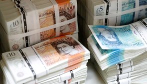 İngiltere Merkez Bankası, faizi yüzde 4'e çıkardı