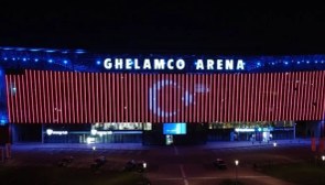 Gent, stadyumunu Türk bayrağıyla donattı