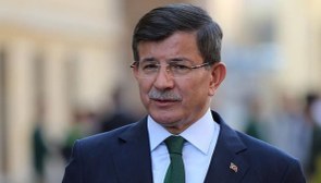 Ahmet Davutoğlu: Seçimi ertelemek sivil darbedir