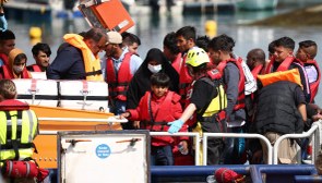 İngiltere İçişleri Bakanı Suella Braverman: Seçimi kazanmak için göçmenleri durdurmalıyız