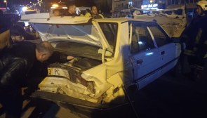 Afyonkarahisar'da genç sürücü park halindeki araçlara çarptı: 1 ölü, 4 yaralı