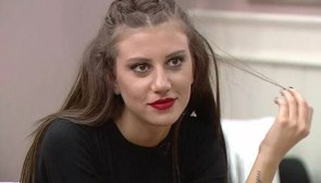 Melis Buse Betkayan'ı evli sevgilisi darbetti