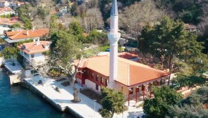Hilmi Türkmen duyurdu! Vaniköy Camii yakında açılıyor