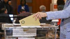 İzmir'de ikinci turda 439 bin 887 seçmen oy kullanmadı