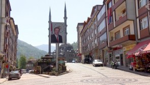 Cumhurbaşkanı Erdoğan'ın memleketi Rize Güneysu'da seçim sevinci