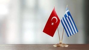 Ege'de iyi niyet hamleleri: Türkiye ve Yunanistan tatbikatları erteledi
