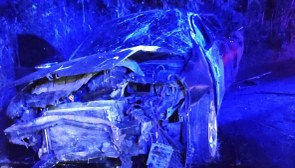 Batman'da kontrolden çıkan otomobilin takla attığı kazada 4 kişi yaralandı