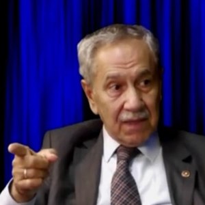 Bülent Arınç Haberleri: En Güncel Bülent Arınç Son Dakika Haberleri